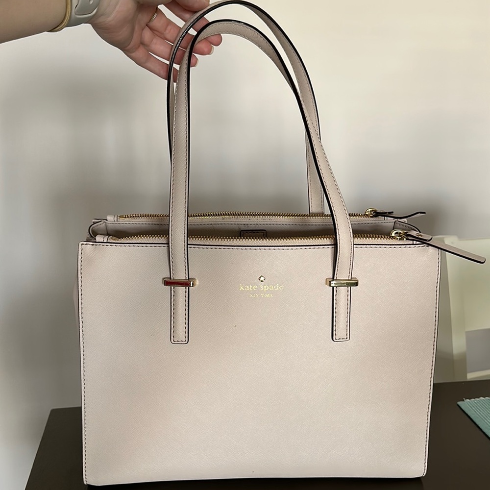 Kate Spade Medium Size Purse